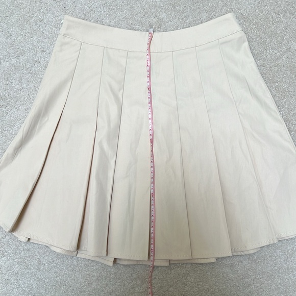 High Waist Solid Pleated Skirt Beige - Picture 9 of 9